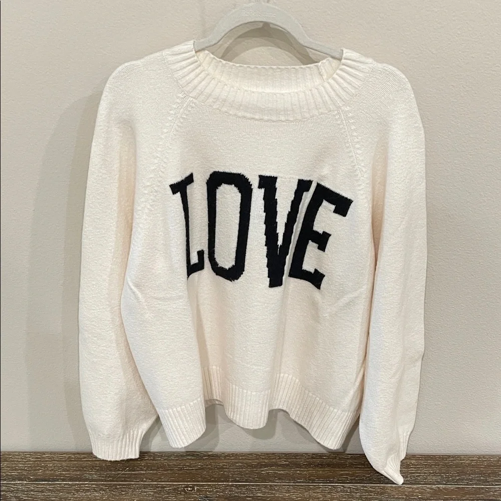 Old Navy Cream Sweater with Black 'LOVE' XXL - Picture 2 of 5